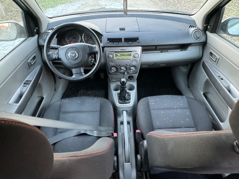 Mazda 2 1.2i, снимка 7 - Автомобили и джипове - 44031901