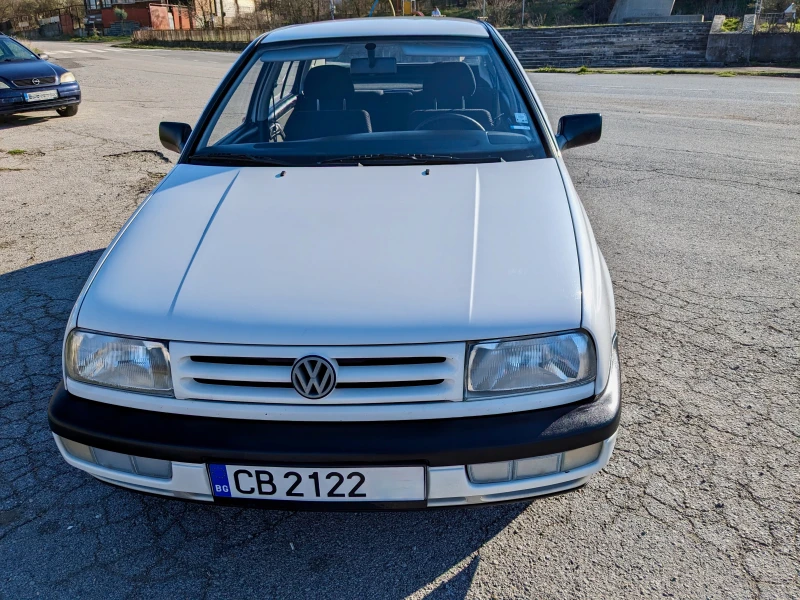 VW Vento 1.9TD ЗА ЦЕНИТЕЛИ!, снимка 1 - Автомобили и джипове - 47796903