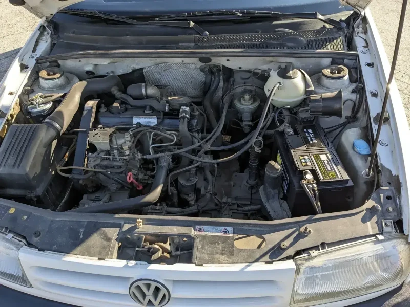 VW Vento 1.9TD ЗА ЦЕНИТЕЛИ!, снимка 17 - Автомобили и джипове - 47796903