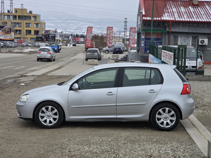 VW Golf 2.0tdi 140Hp Автопилот Highline, снимка 2 - Автомобили и джипове - 48677001