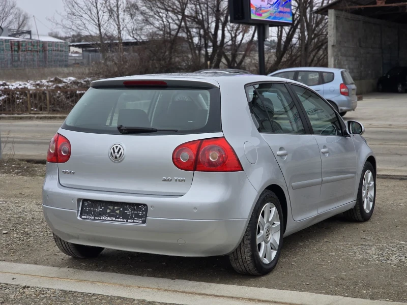 VW Golf 2.0tdi 140Hp Автопилот Highline, снимка 5 - Автомобили и джипове - 48677001