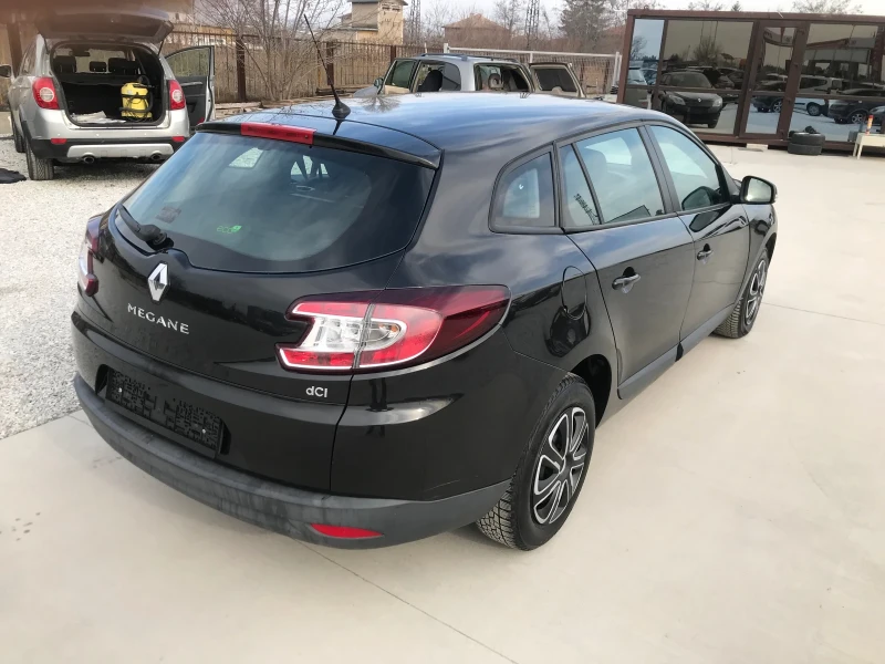 Renault Megane 1, 5 DCI 110 ps, снимка 3 - Автомобили и джипове - 48893335