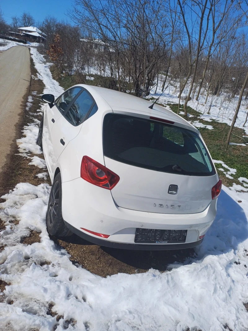 Seat Ibiza, снимка 3 - Автомобили и джипове - 49298235