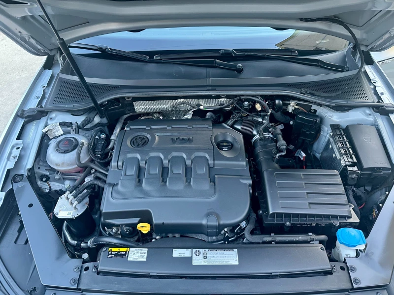 VW Passat 3x R Line, снимка 16 - Автомобили и джипове - 52333480