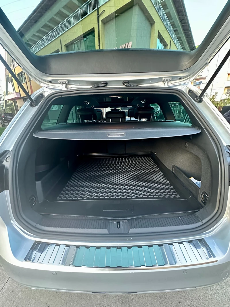 VW Passat 3x R Line, снимка 7 - Автомобили и джипове - 52333480