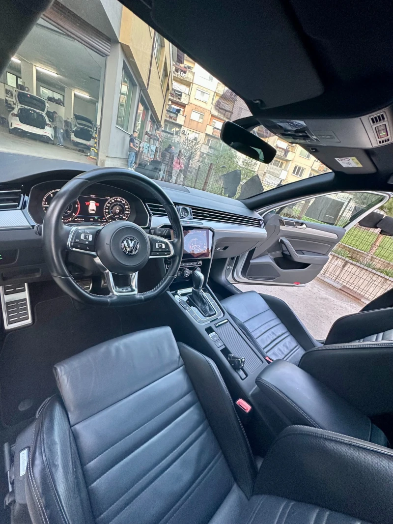 VW Passat 3x R Line, снимка 8 - Автомобили и джипове - 52333480