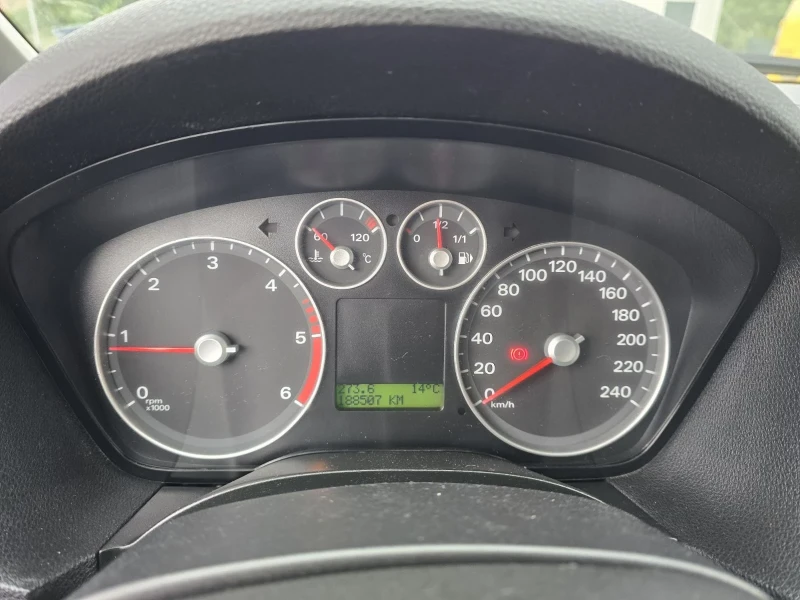 Ford C-max 2.0 136 коня CHIA, снимка 16 - Автомобили и джипове - 51484150