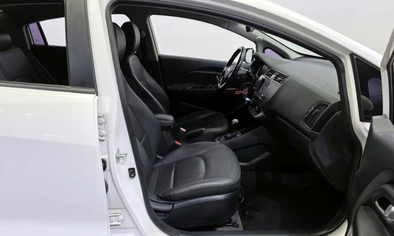 Kia Pride 4DR 1.4 MPI Trendy * НАЙ-ДОБРА ЦЕНА В БЪЛГАРИЯ* , снимка 10 - Автомобили и джипове - 52111342
