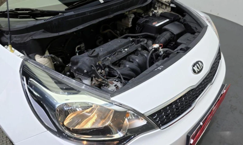 Kia Pride 4DR 1.4 MPI Trendy * НАЙ-ДОБРА ЦЕНА В БЪЛГАРИЯ* , снимка 6 - Автомобили и джипове - 52111342