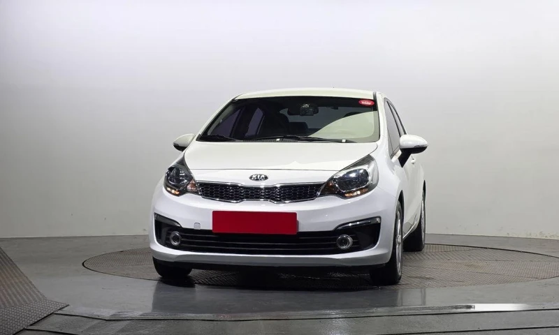 Kia Pride 4DR 1.4 MPI Trendy * НАЙ-ДОБРА ЦЕНА В БЪЛГАРИЯ* , снимка 3 - Автомобили и джипове - 52111342