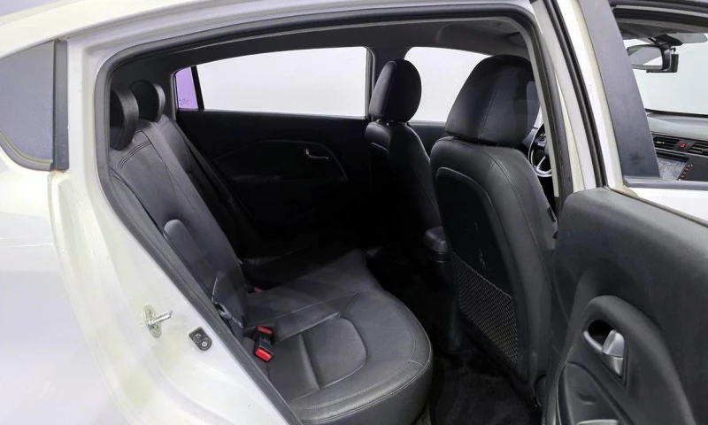 Kia Pride 4DR 1.4 MPI Trendy * НАЙ-ДОБРА ЦЕНА В БЪЛГАРИЯ* , снимка 12 - Автомобили и джипове - 52111342