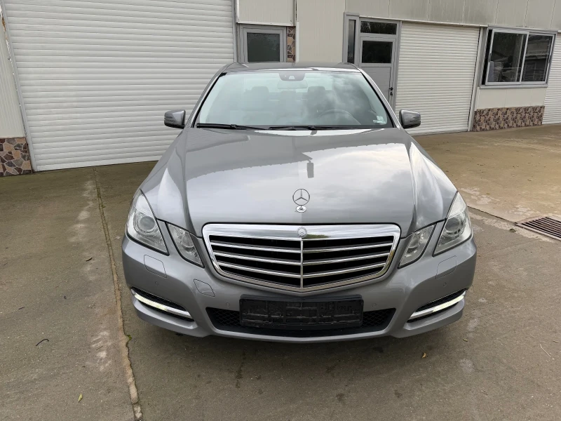 Mercedes-Benz E 220 CDI FACE* Сменена верига* , снимка 2 - Автомобили и джипове - 52367960