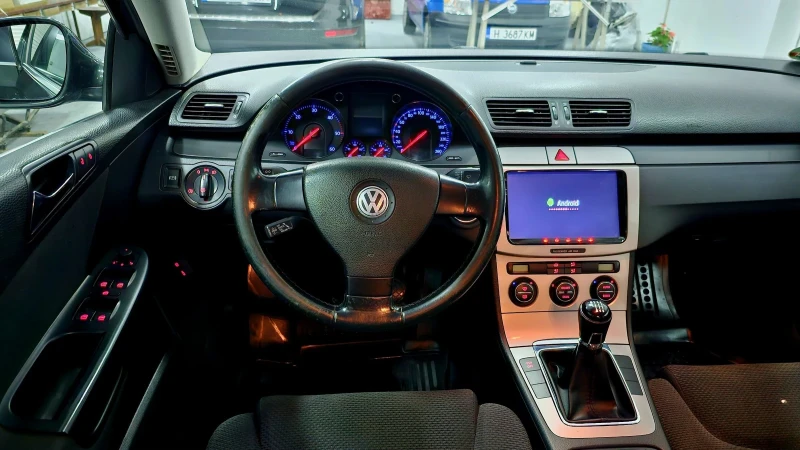 VW Passat, снимка 9 - Автомобили и джипове - 52632244