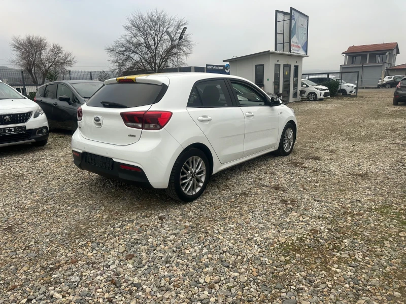 Kia Rio, снимка 4 - Автомобили и джипове - 52852093