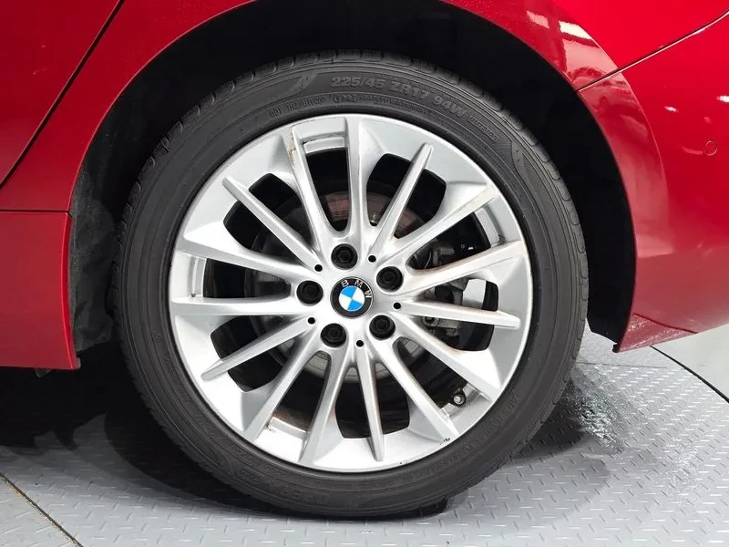 BMW 118 118D Joy First Edition, снимка 5 - Автомобили и джипове - 55110580