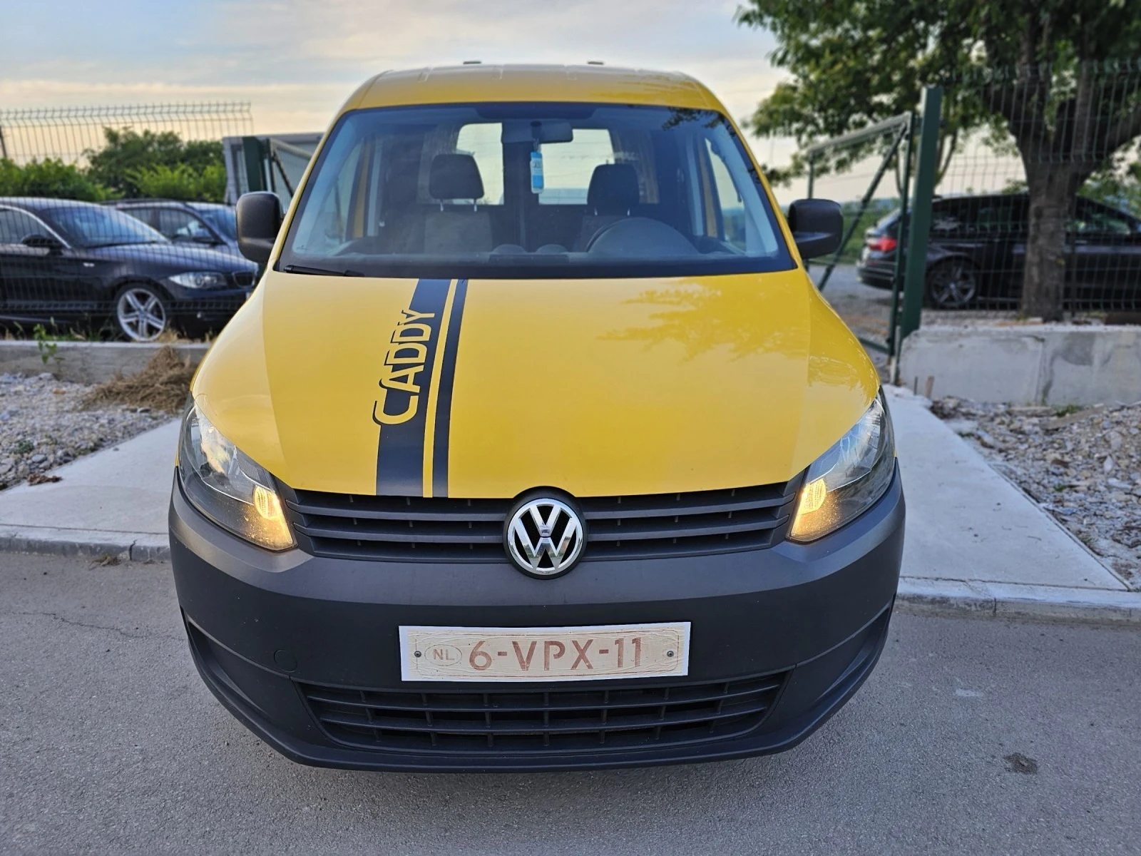 VW Caddy 1.6TDi DSG * TOP*  - изображение 2