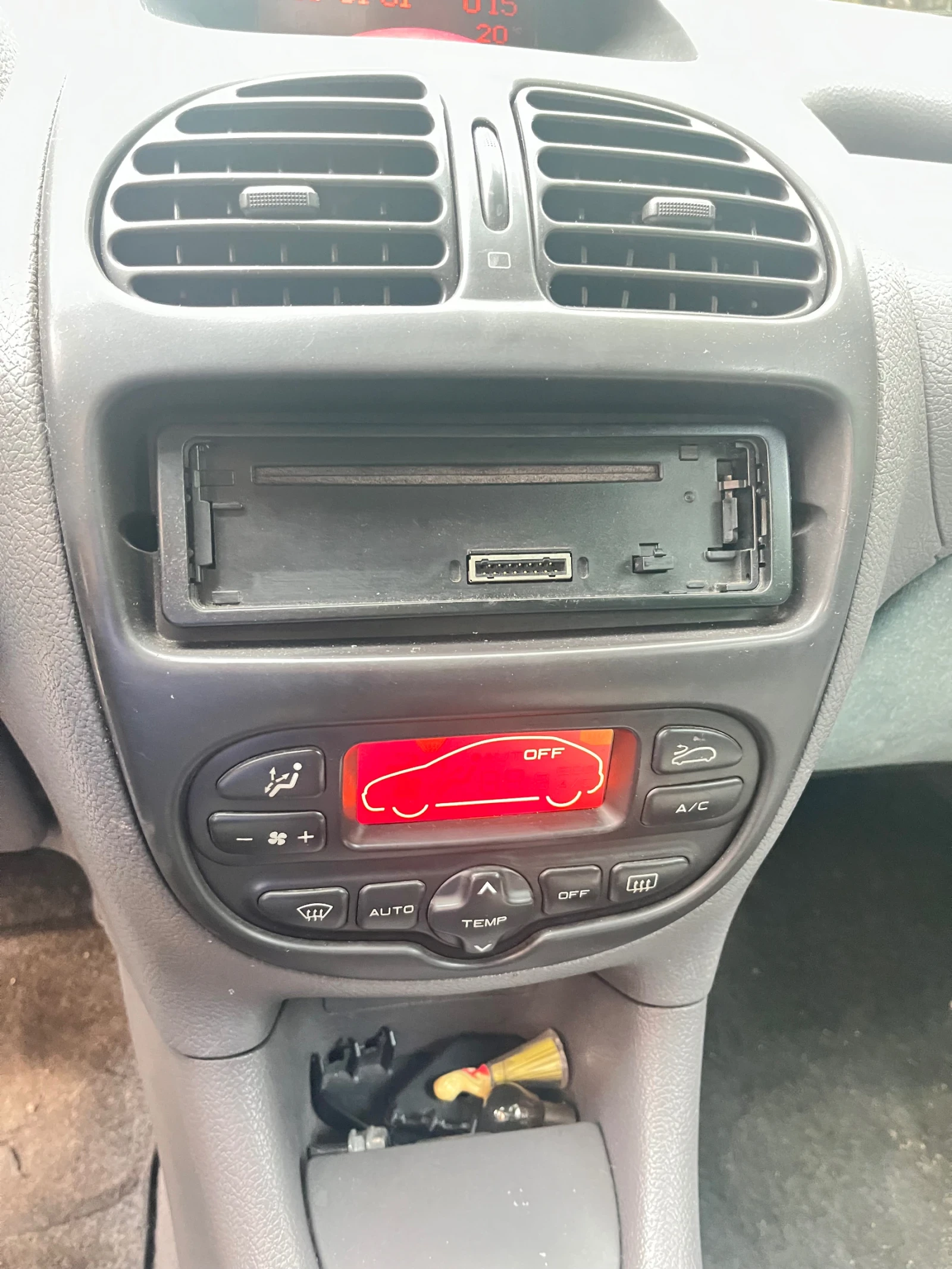Peugeot 206  - изображение 6