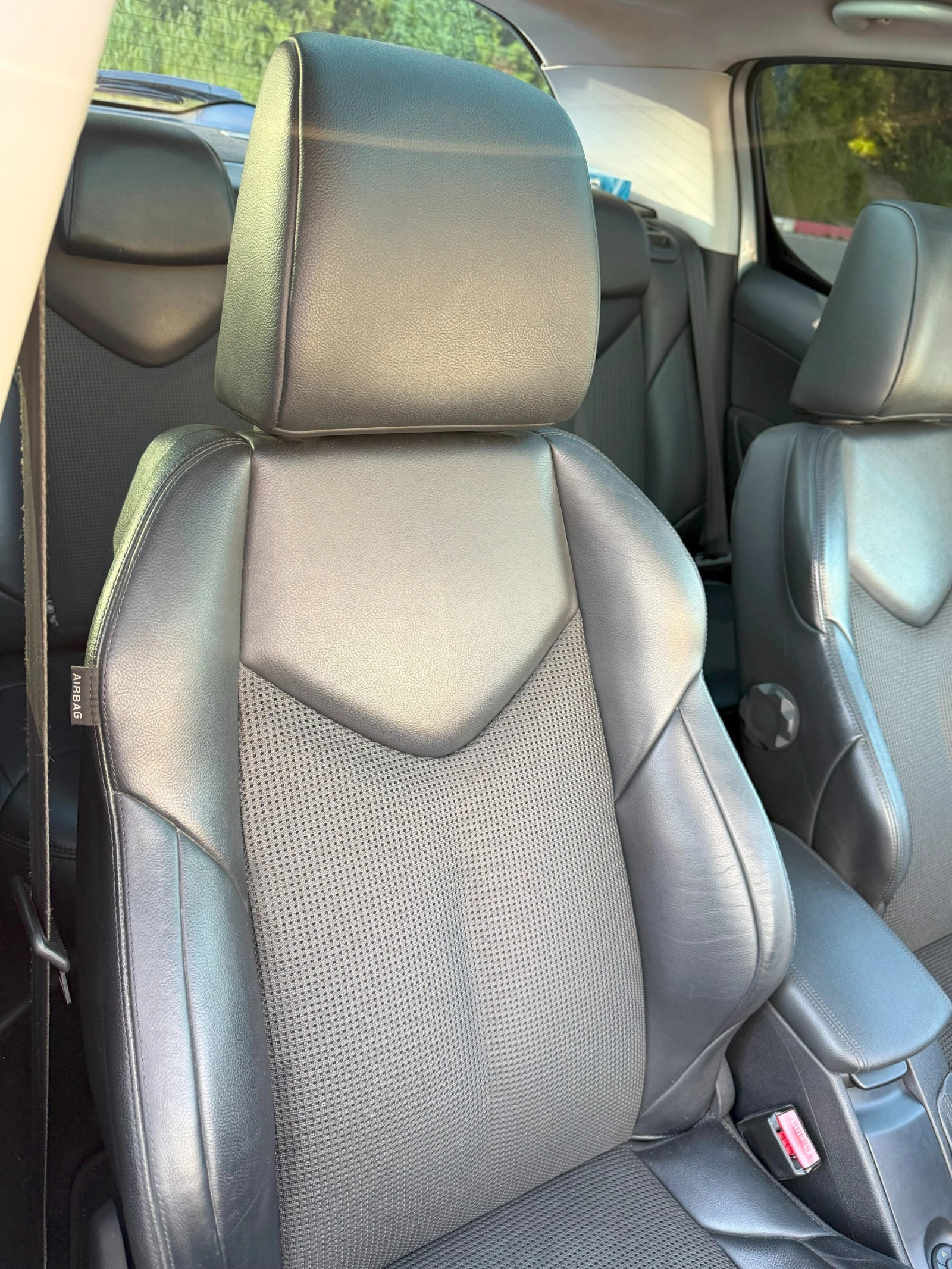 Peugeot 308 1.6 eHDI, 112 к.с. - изображение 9