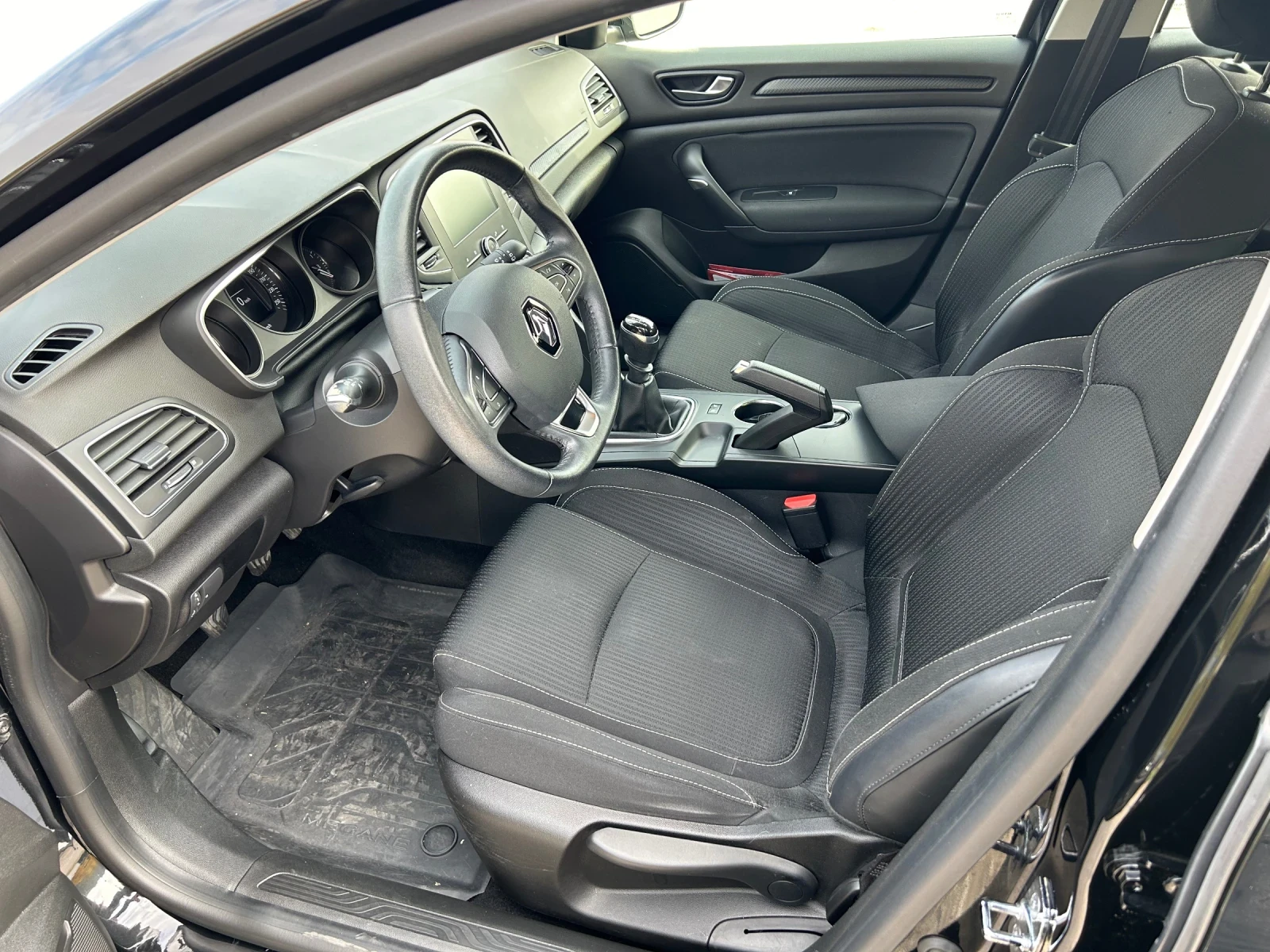 Renault Megane  - изображение 6