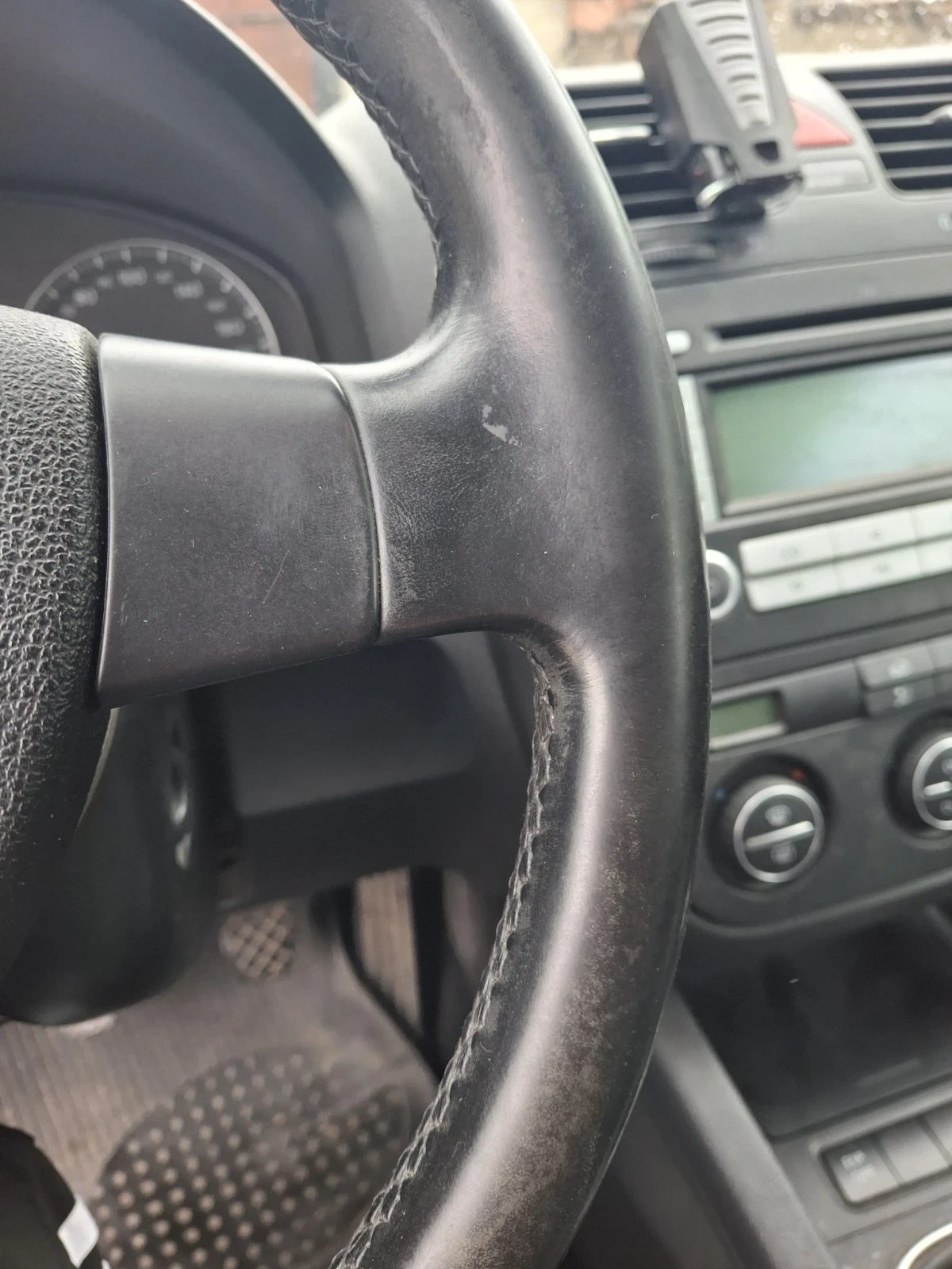 VW Golf 1.9 - изображение 8