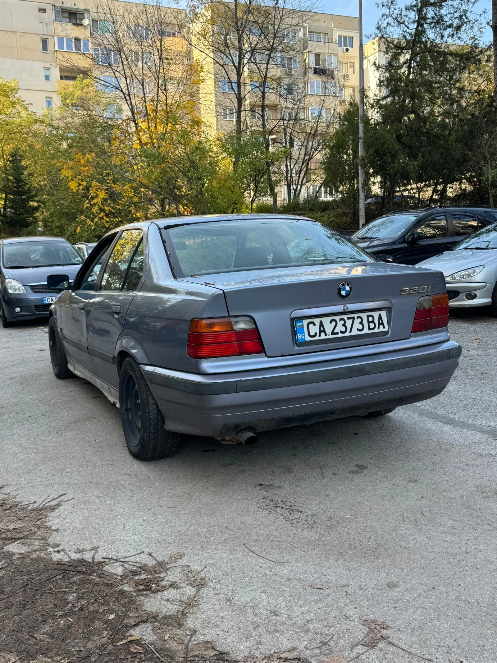 BMW 320  - изображение 4