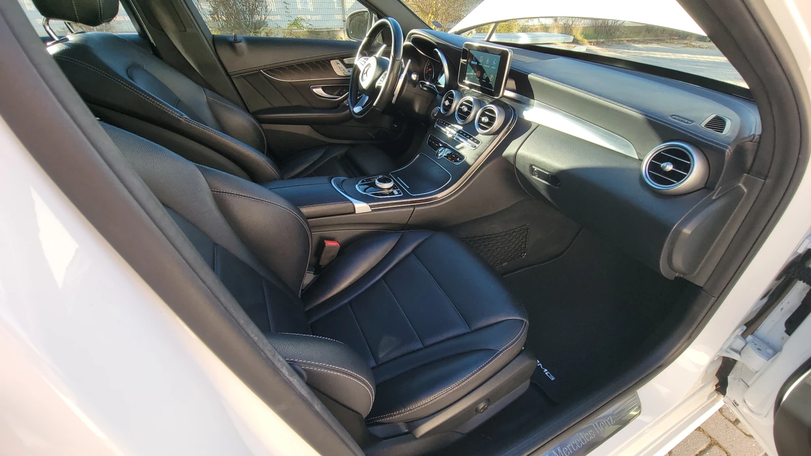 Mercedes-Benz C 300 4matic amg sportline - изображение 7