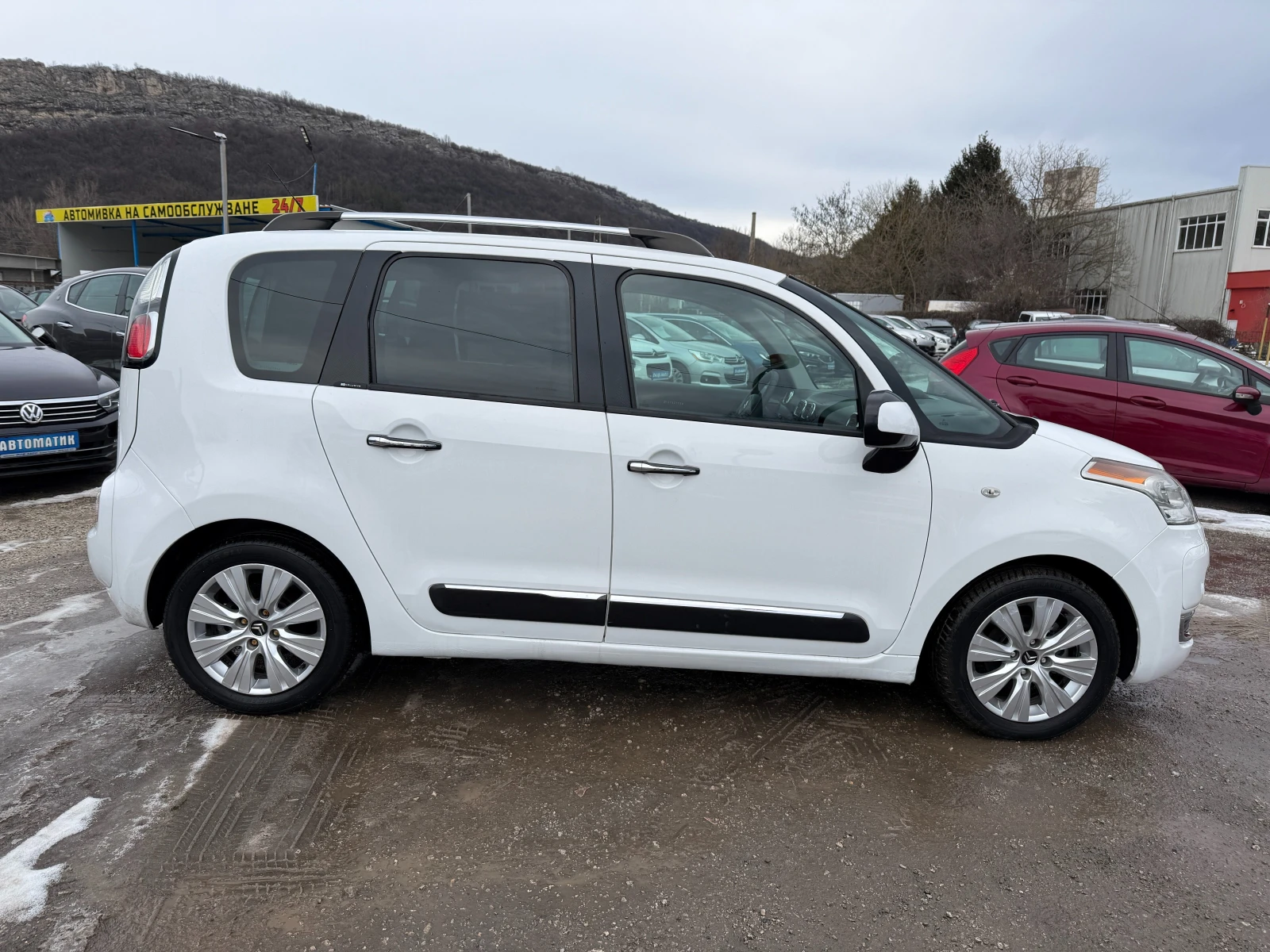 Citroen C3 Picasso 1.6HDI-парктроник-климатроник-автопилот - изображение 7