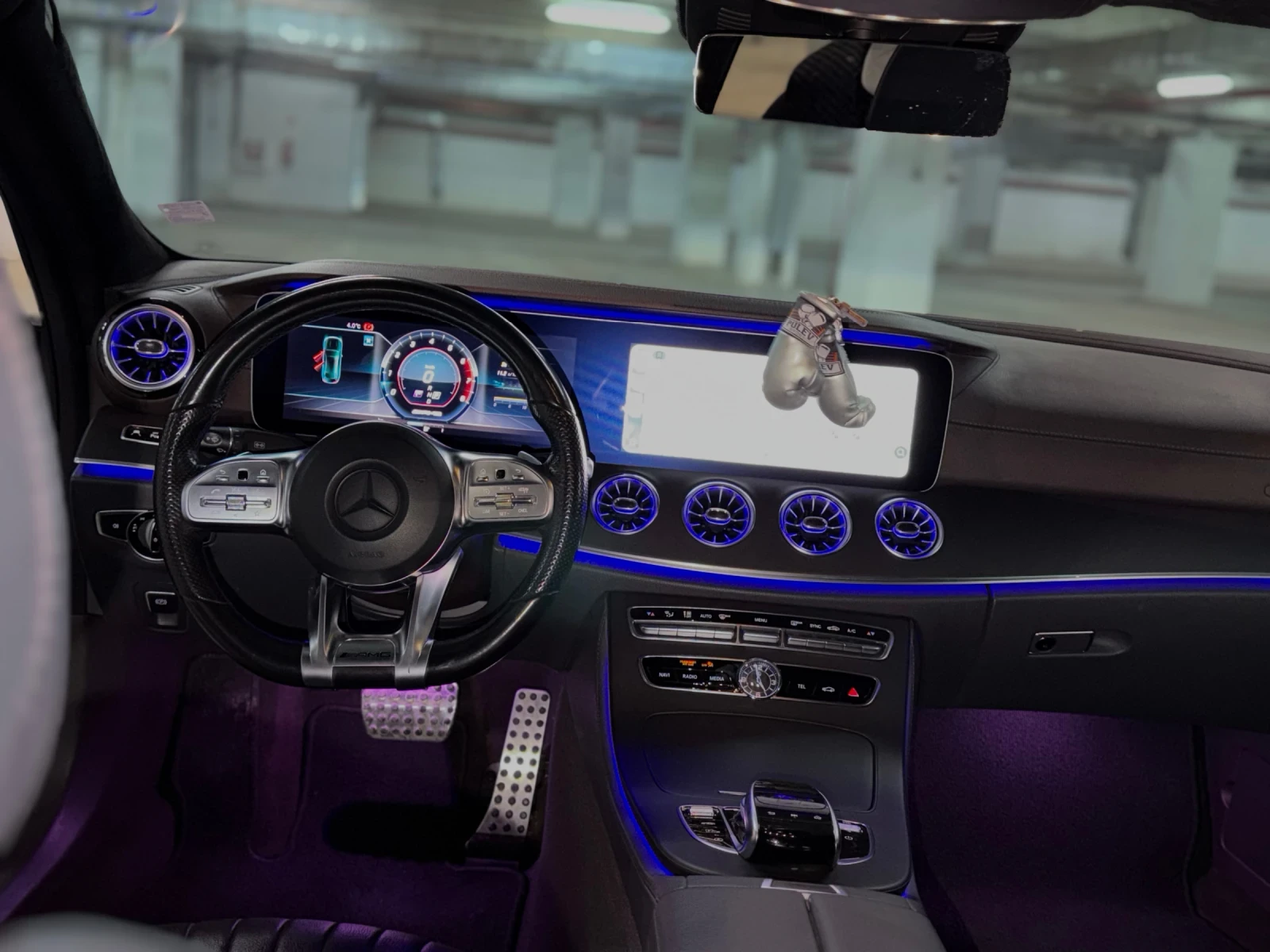 Mercedes-Benz CLS  - изображение 5