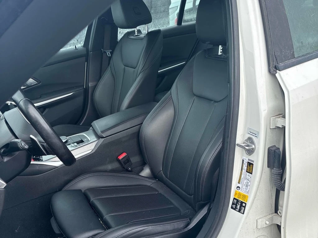 BMW 330 * 330i xDrive * CARFAX * ЦЕНА ДО БГ - изображение 6