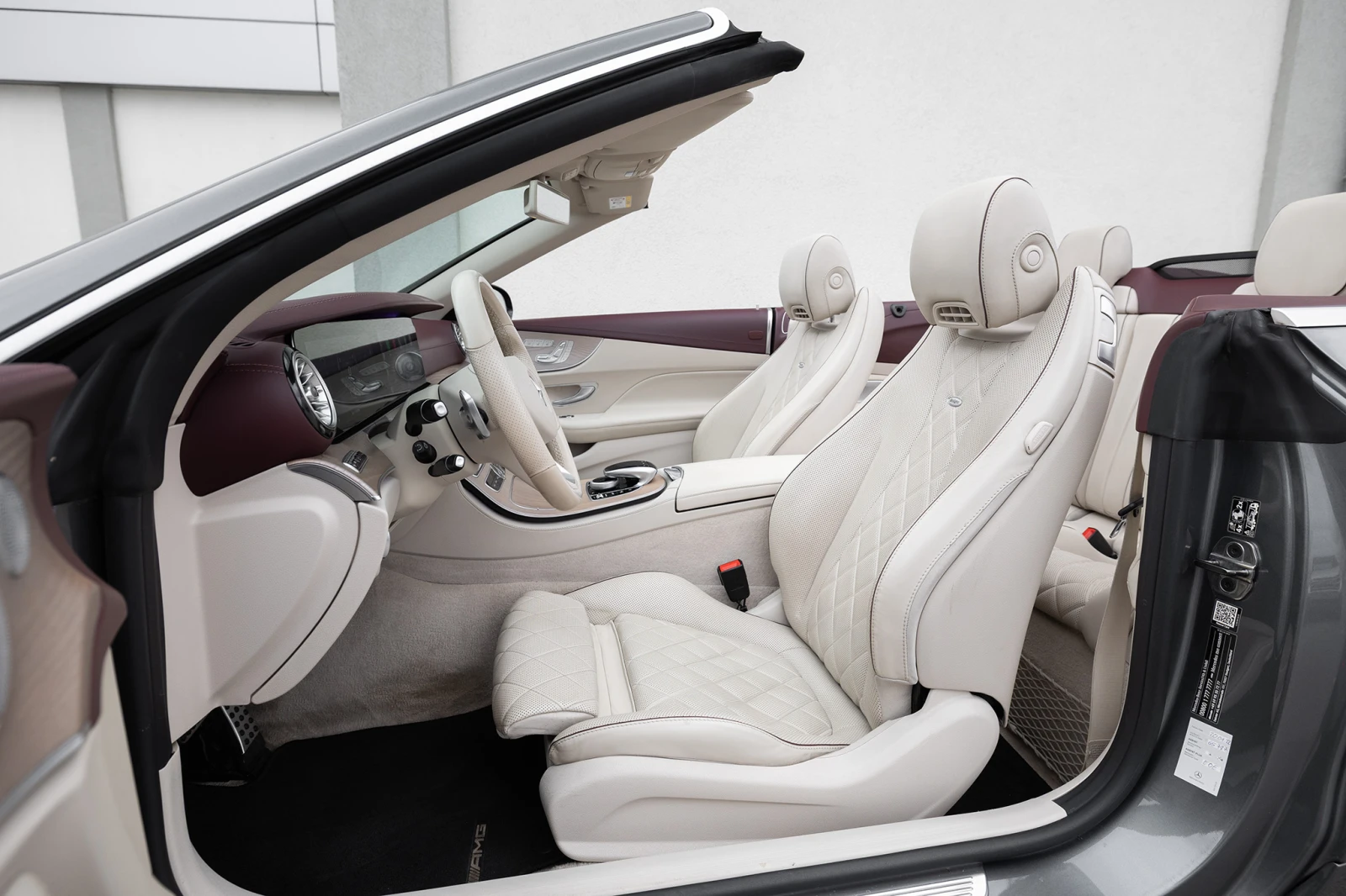 Mercedes-Benz E 400 Cabriolet 4MATIC | Designo | Burmester | Air Body  - изображение 8