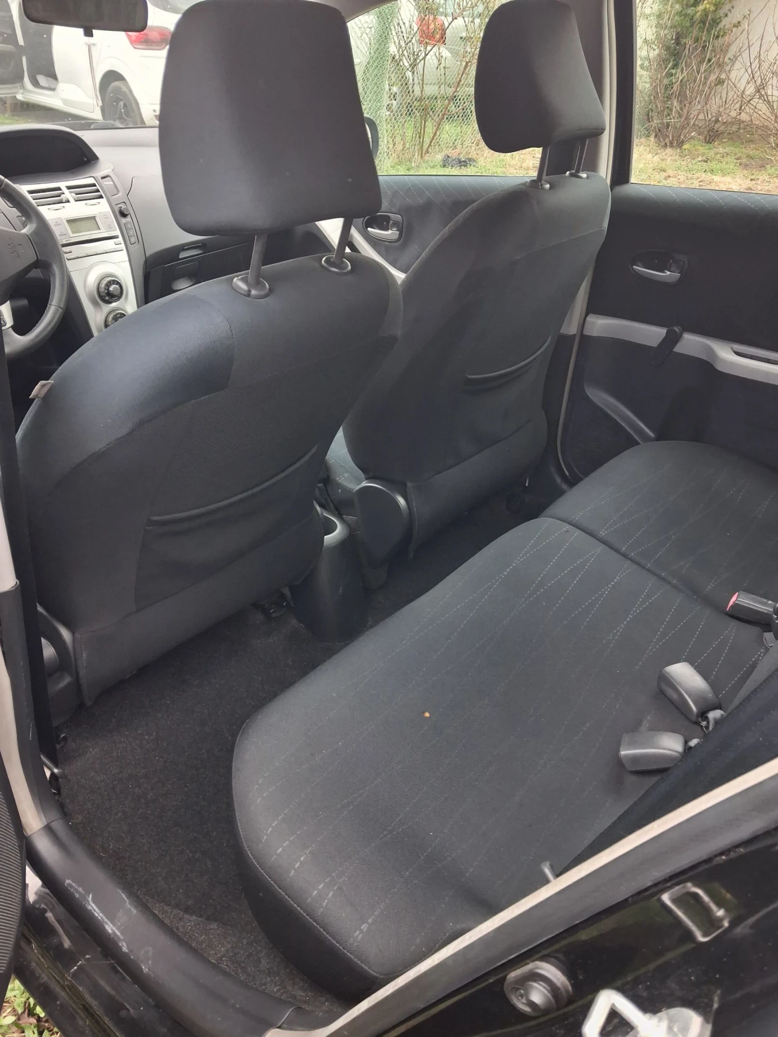 Toyota Yaris 1.4 D4D | Mobile.bg � ����������� 13