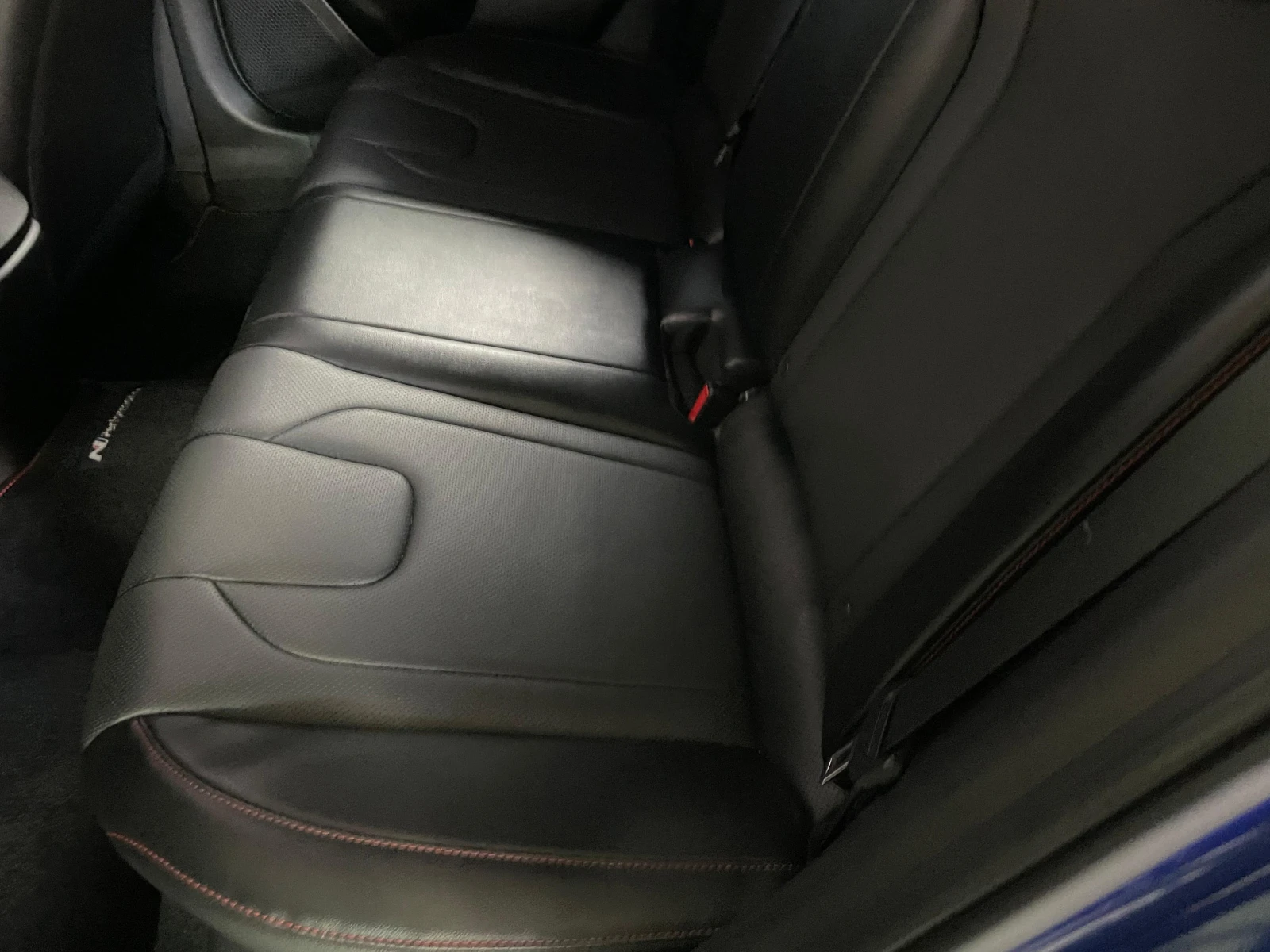 Hyundai Elantra 1.6 Turbo ! N Line ! Sports !, снимка 10 - Автомобили и джипове - 54145519