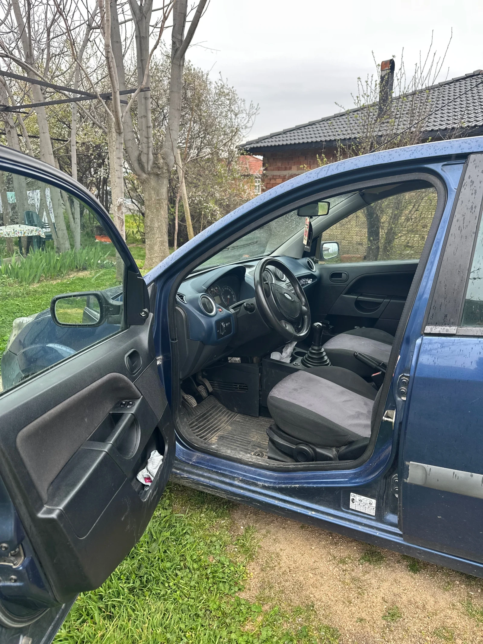 Ford Fiesta 1.4 tdci, снимка 5 - Автомобили и джипове - 54164452