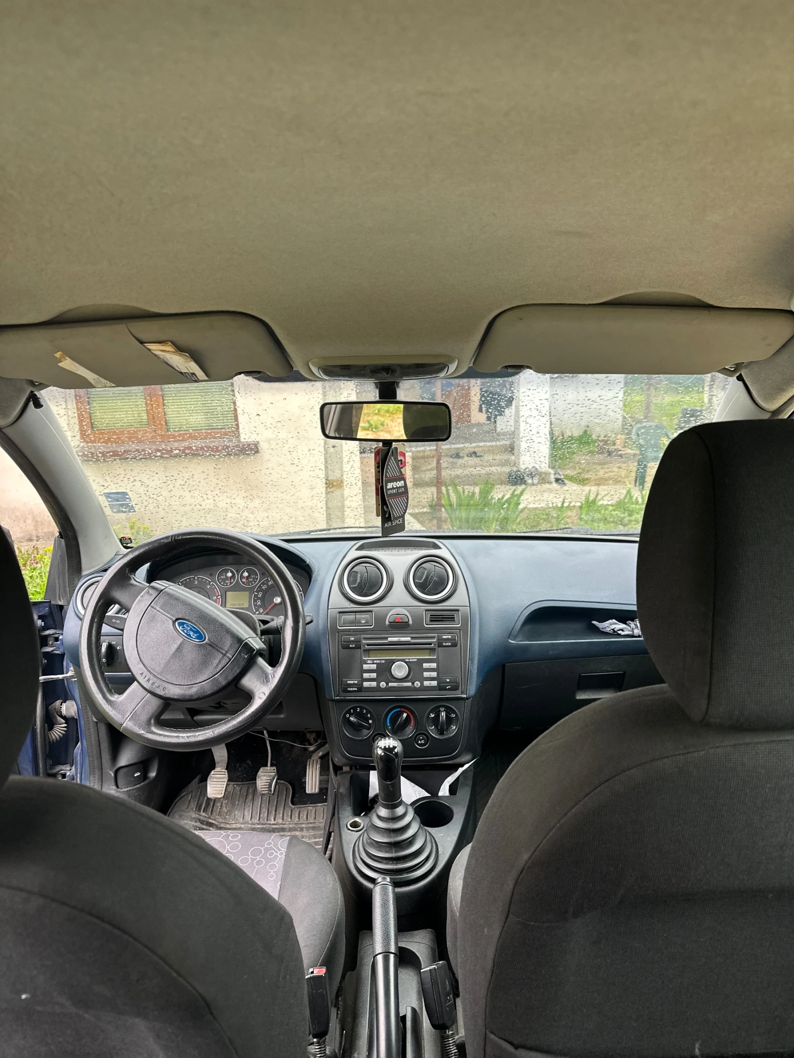 Ford Fiesta 1.4 tdci, снимка 7 - Автомобили и джипове - 54164452