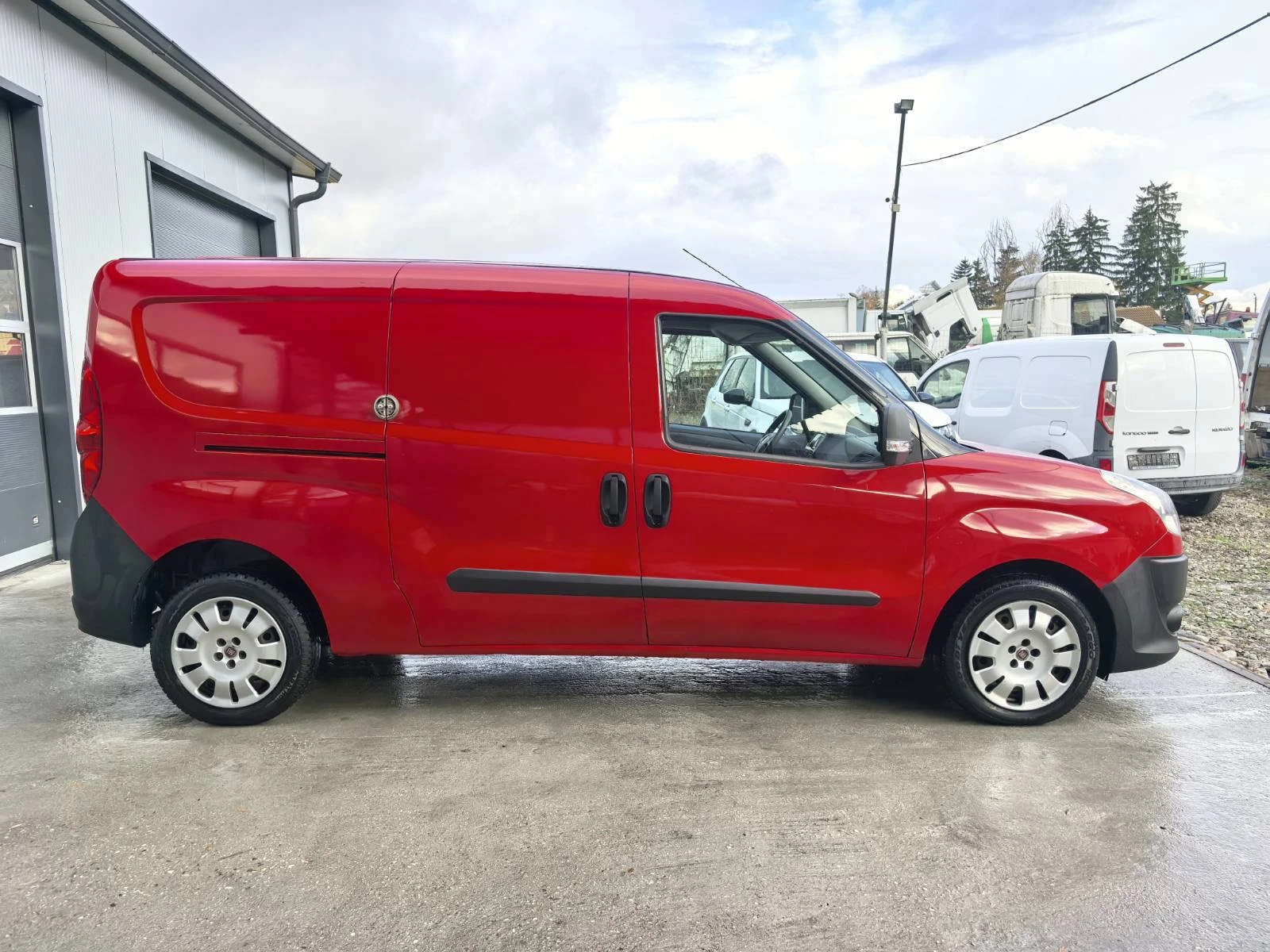 Fiat Doblo 1.3MJT MAXI/ОБСЛУЖЕН, снимка 8 - Автомобили и джипове - 54349845