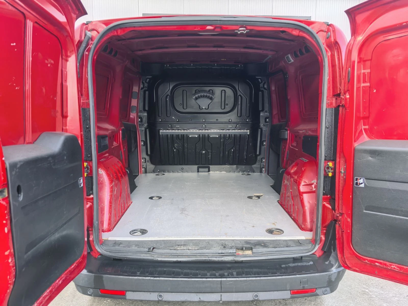 Fiat Doblo 1.3MJT MAXI/ОБСЛУЖЕН, снимка 15 - Автомобили и джипове - 54349845