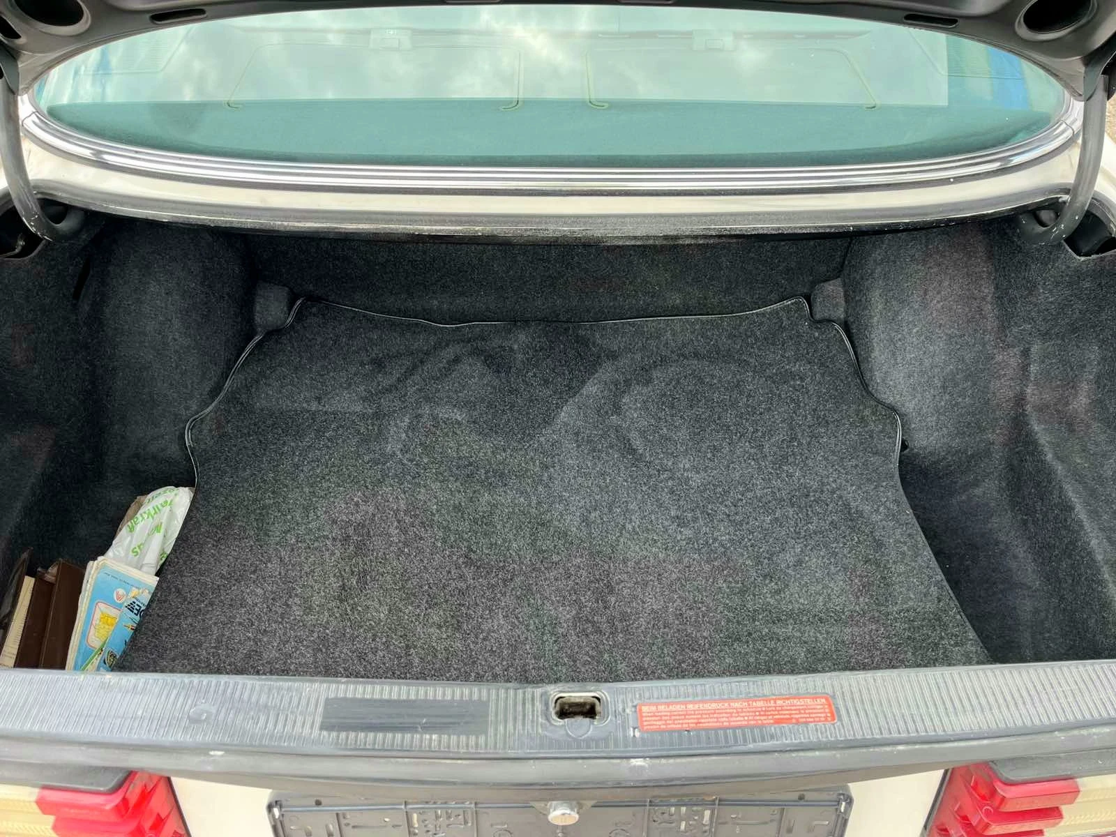 Mercedes-Benz 126 280SE, снимка 12 - Автомобили и джипове - 54978530