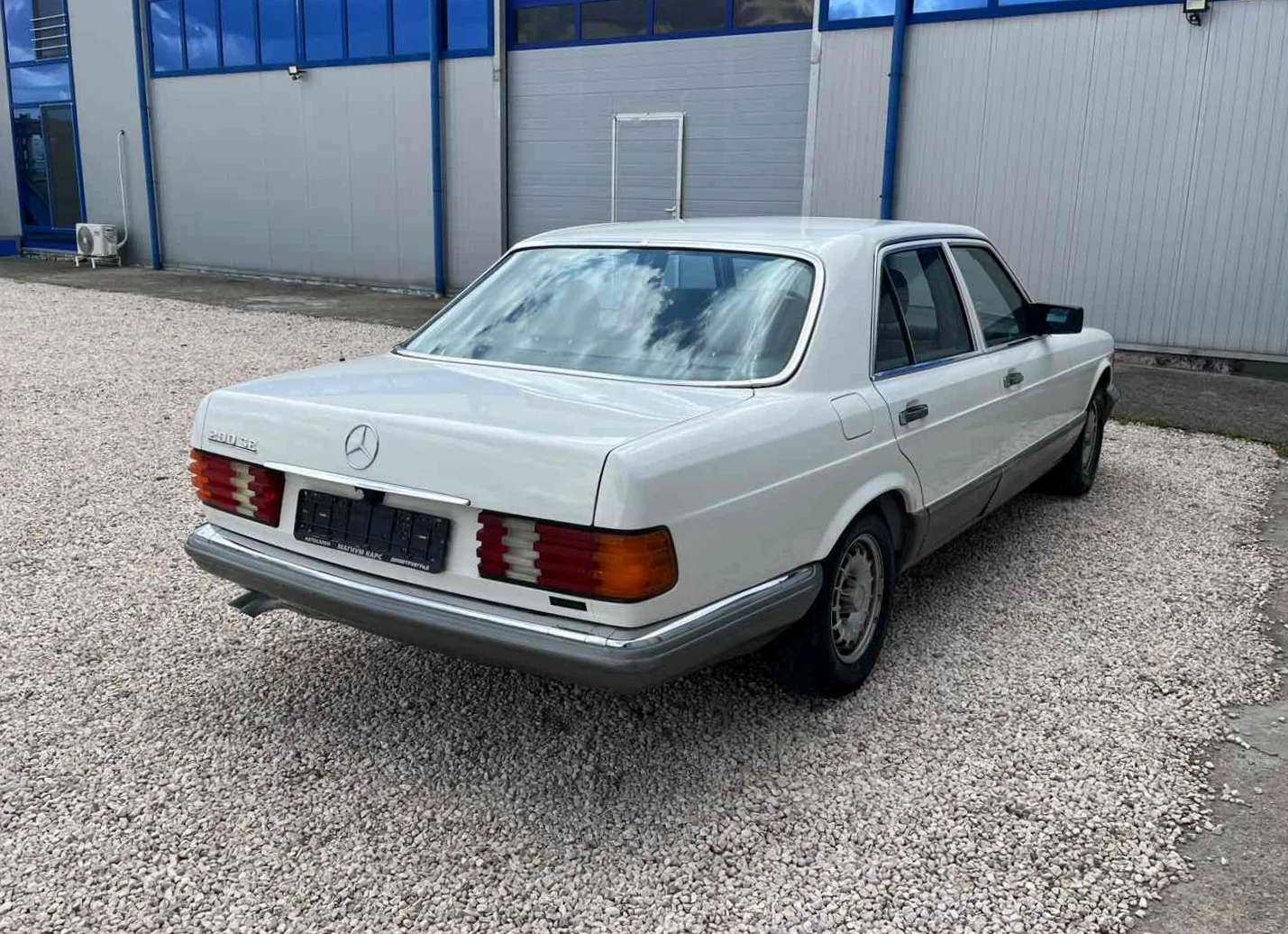 Mercedes-Benz 126 280SE, снимка 3 - Автомобили и джипове - 54978530