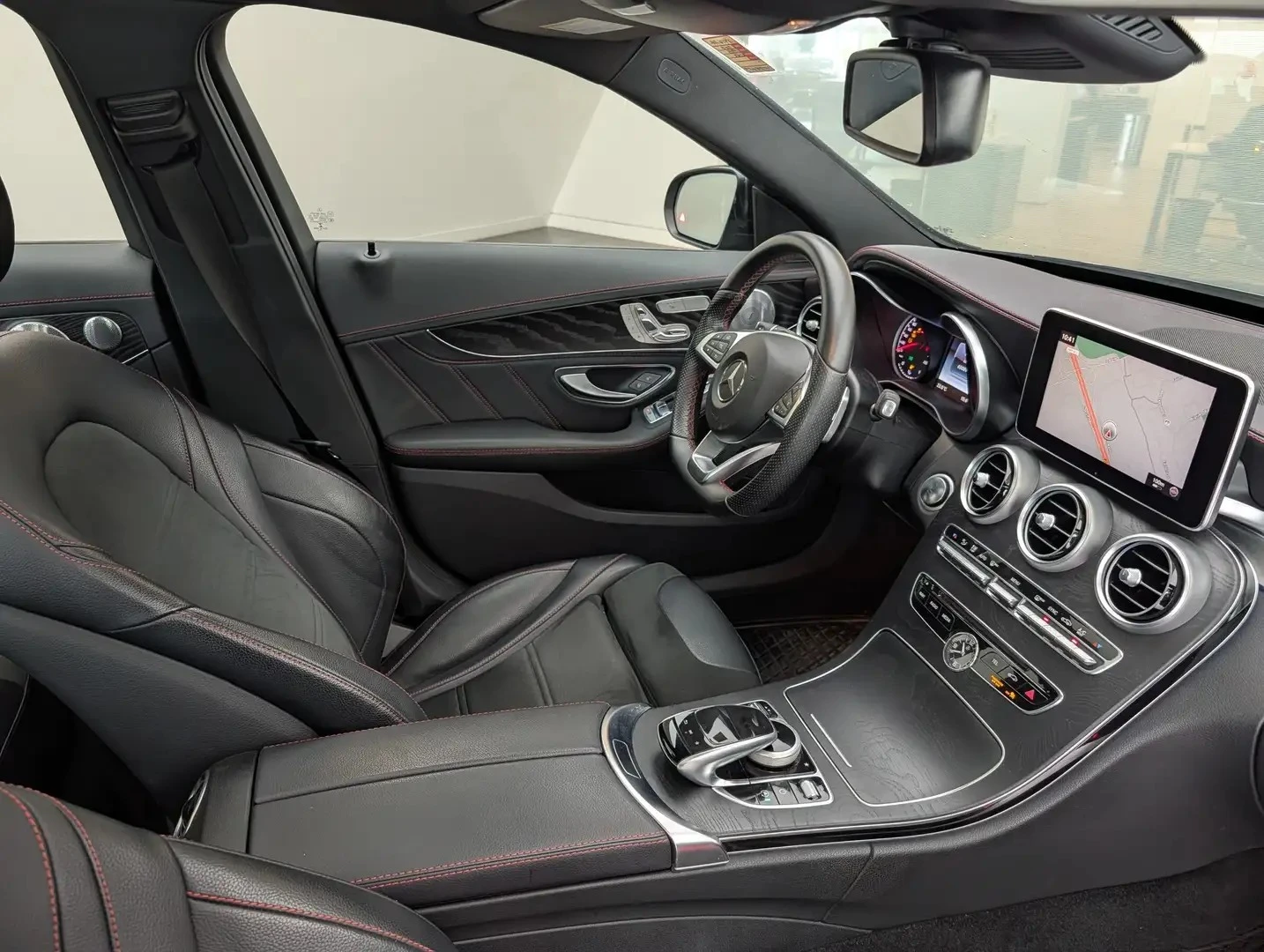 Mercedes-Benz C 43 AMG ЦЕНА ДО БЪЛГАРИЯ РЕГИСТРАЦИЯ & АВТОКРЕДИТ, снимка 11 - Автомобили и джипове - 55300111