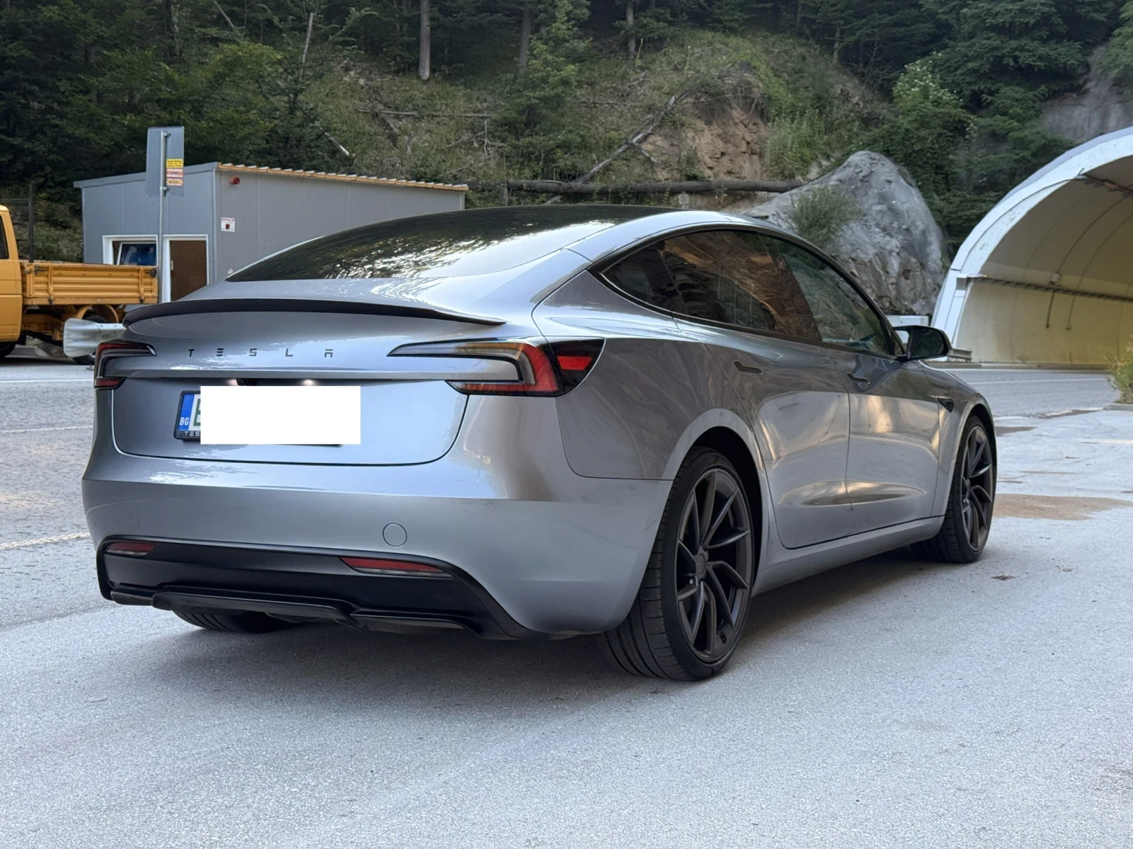 Tesla Model 3 Performance * Carplay * 2032 �������� | Mobile.bg � ����������� 5