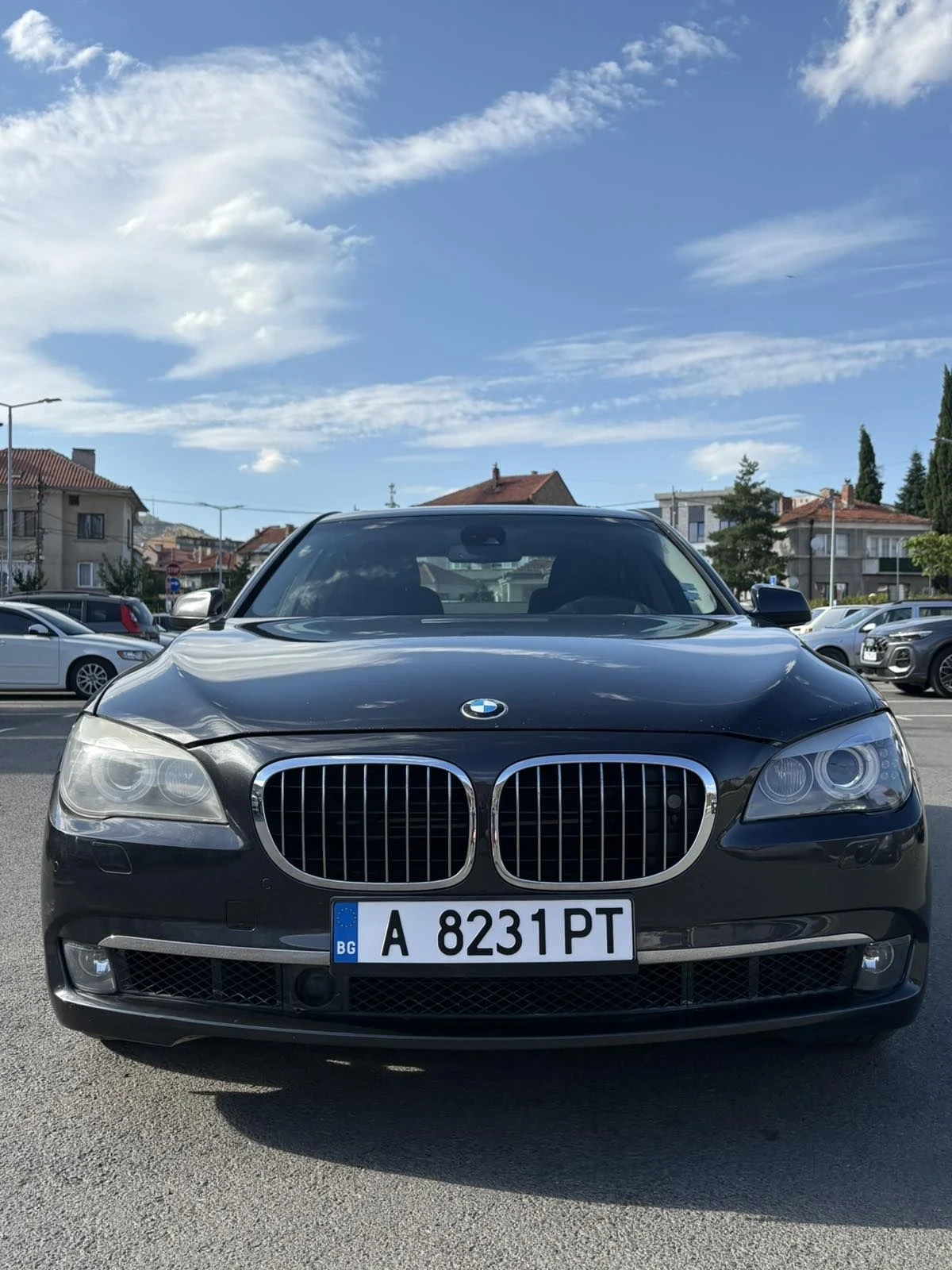 BMW 750, снимка 3 - Автомобили и джипове - 55792129