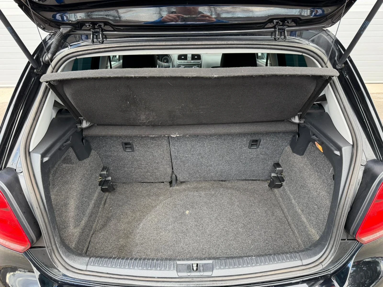 VW Polo 1.2I KLIMATIK EVRO 5B ЛИЗИНГ!!!, снимка 11 - Автомобили и джипове - 55867719