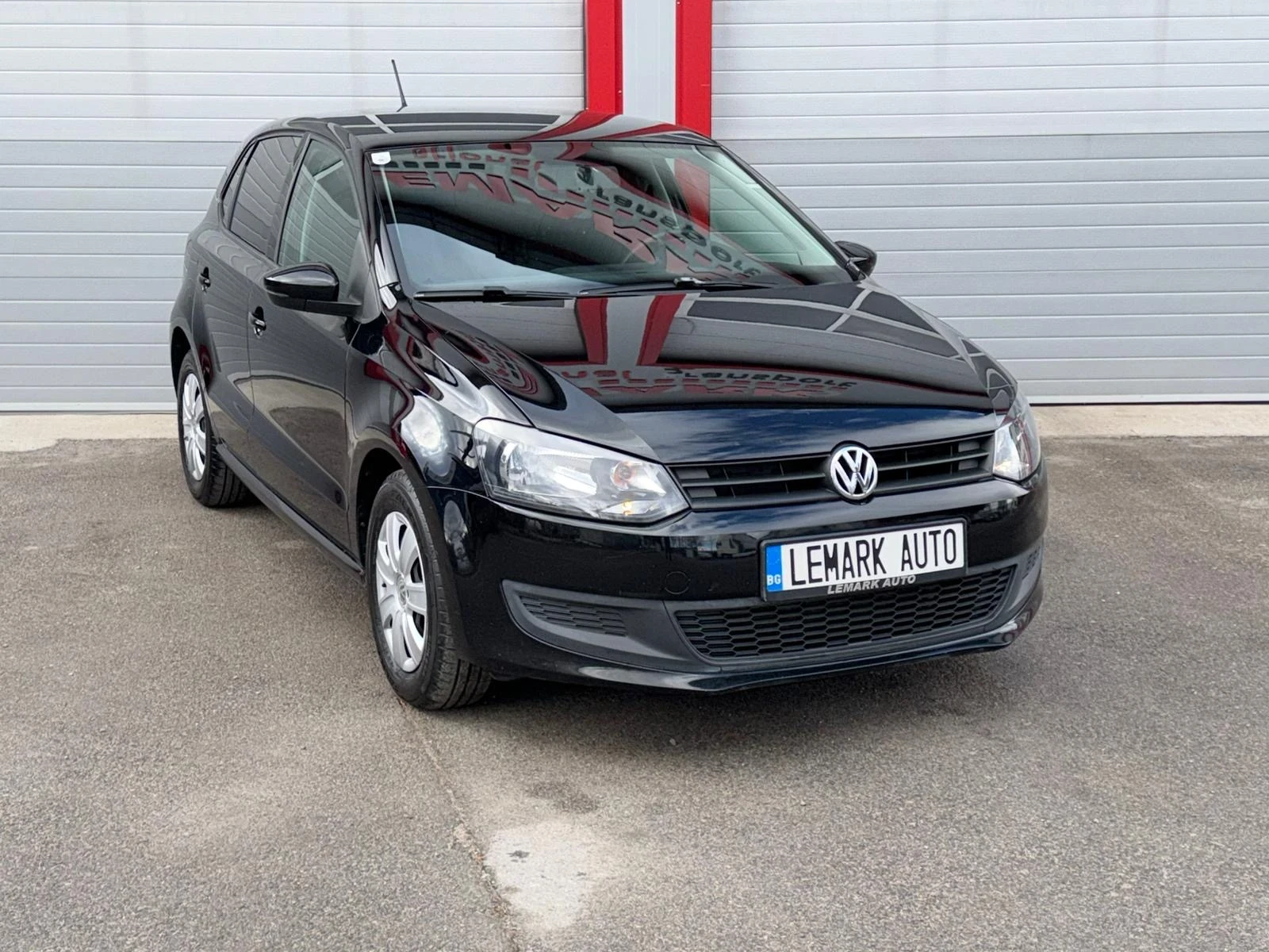 VW Polo 1.2I KLIMATIK EVRO 5B ЛИЗИНГ!!!, снимка 5 - Автомобили и джипове - 55867719