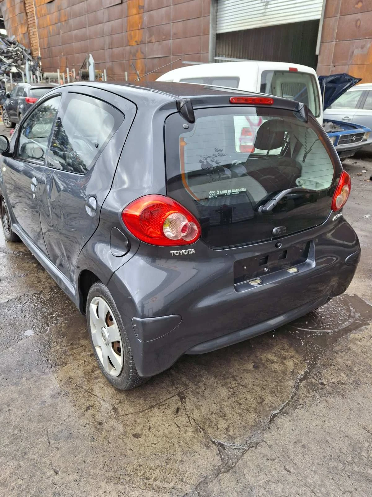 Toyota Aygo, снимка 3 - Автомобили и джипове - 56692033