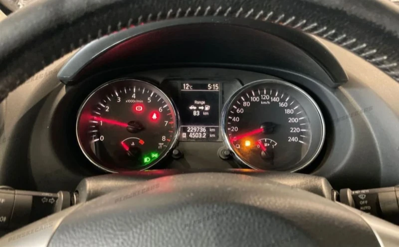 Nissan Qashqai 1.6 Acenta, снимка 7 - Автомобили и джипове - 48173102