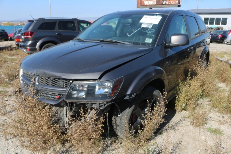 Dodge Journey 3.6 V6 4x4, снимка 2 - Автомобили и джипове - 48200931