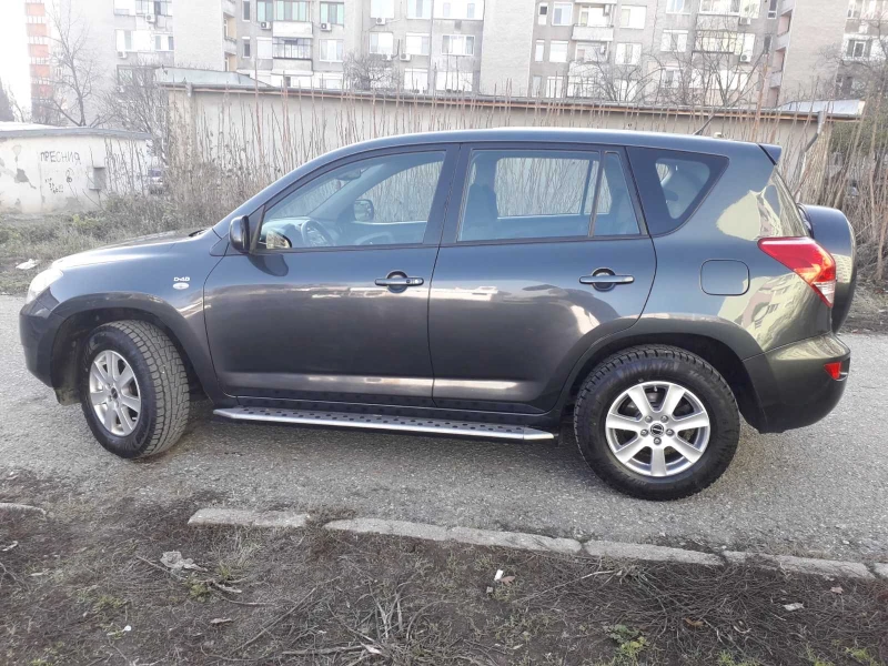 Toyota Rav4, снимка 2 - Автомобили и джипове - 48967107