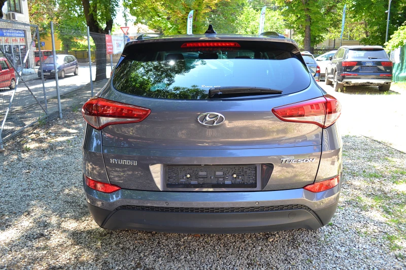 Hyundai Tucson 1.7 CRDi Xpossible, снимка 6 - Автомобили и джипове - 50771867