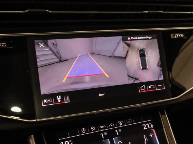 Audi Q7 TECHNIK* S-LINE* MATRIX* BLACK OPTIC* DISTRONIK* P, снимка 11 - Автомобили и джипове - 52333223