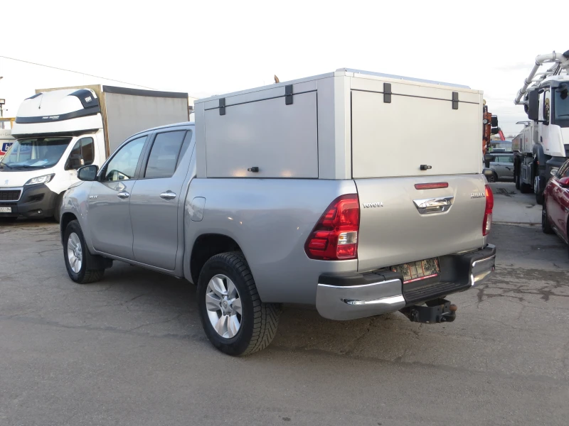 Toyota Hilux 2, 4, снимка 3 - Автомобили и джипове - 52738770